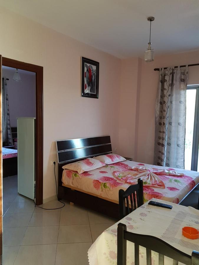 Esmeralda & Restaurant 2*