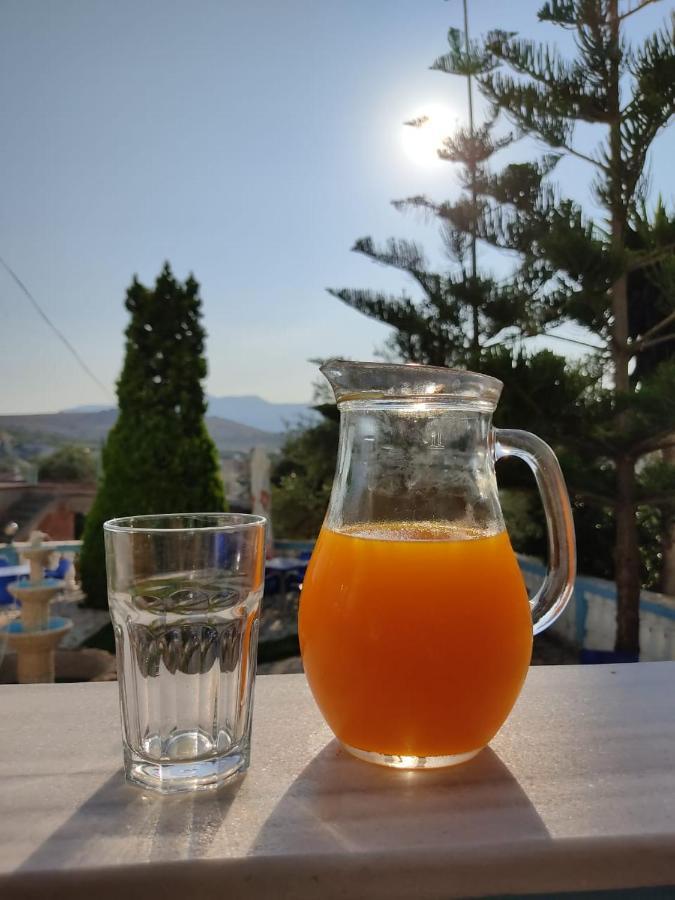 Hotel Esmeralda & Restaurant Ksamil