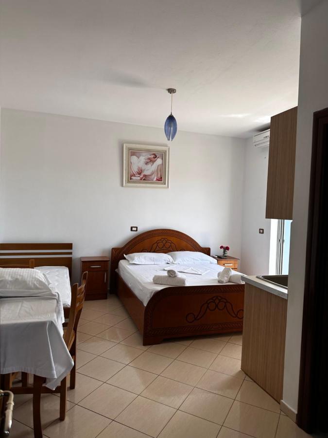 Hotel Esmeralda & Restaurant
