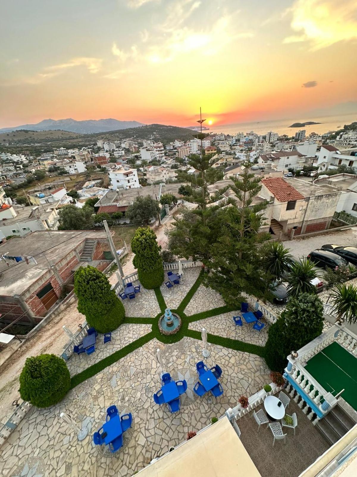 Esmeralda & Restaurant Hotel Ksamil