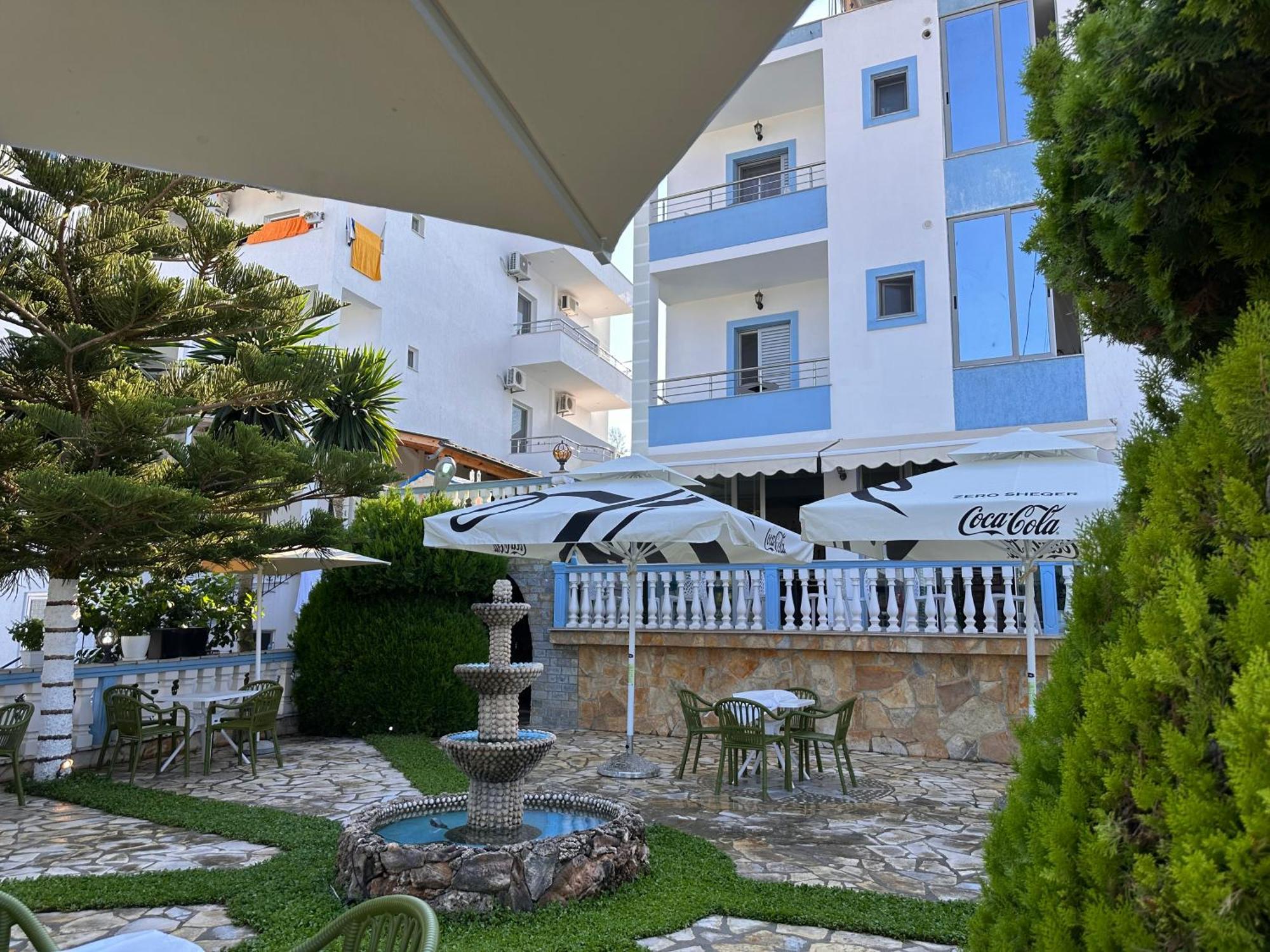 Hotel Esmeralda & Restaurant